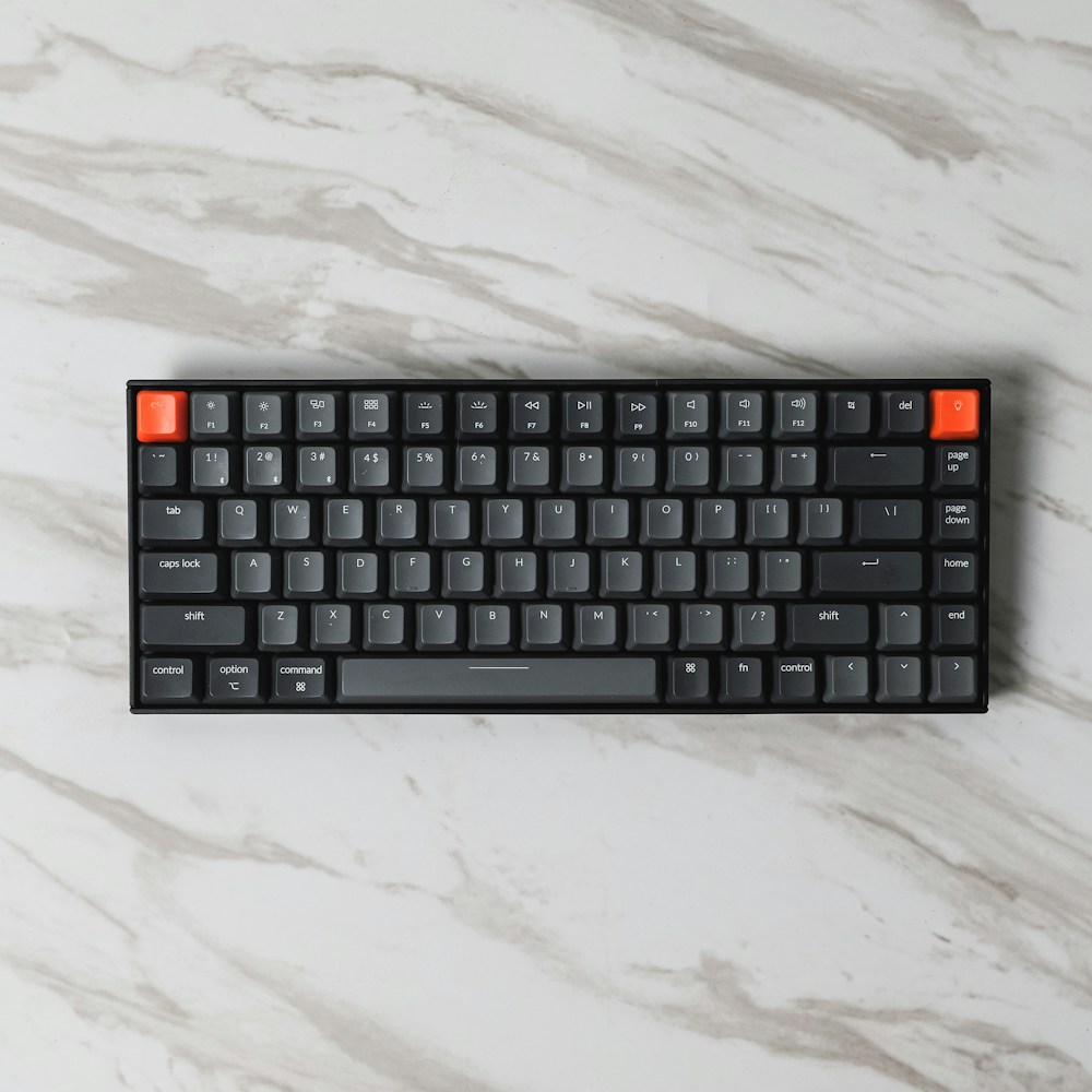 Keyboards, Mice & Headsets